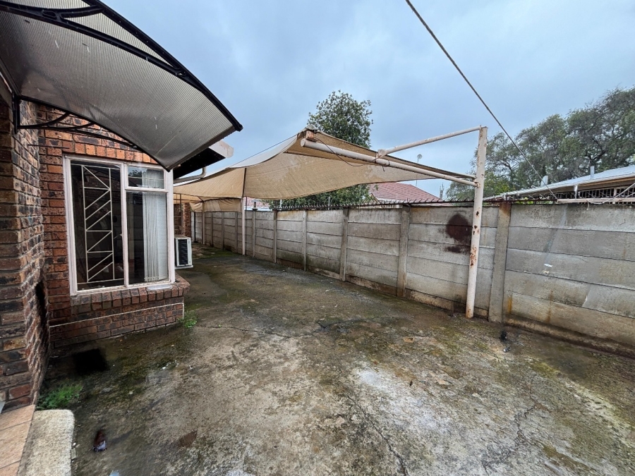 3 Bedroom Property for Sale in Oos Einde North West
